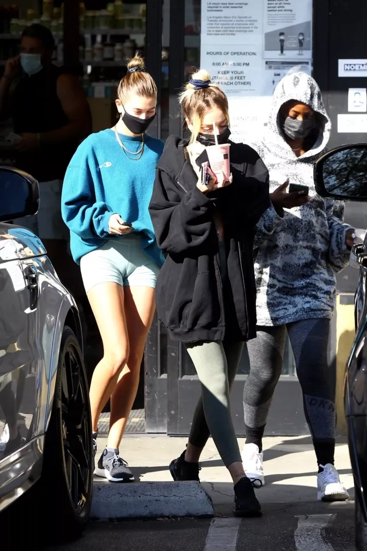 Hailey Bieber