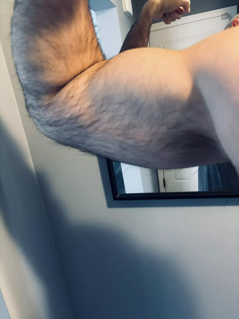 Hairy bicep and pit