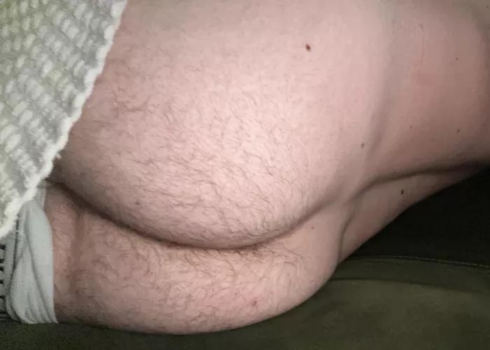 Hairy but wanting more (33m)