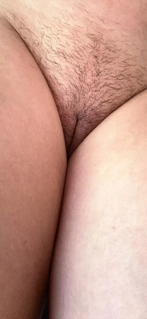 Hairy innie after tanning