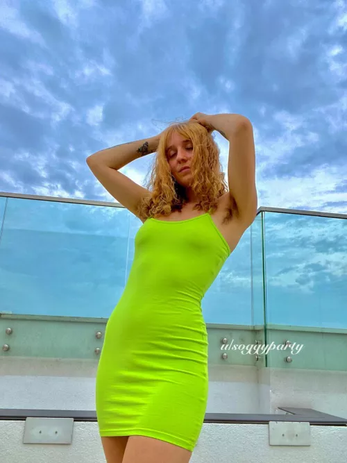 Hairypits are fashionable 🥰