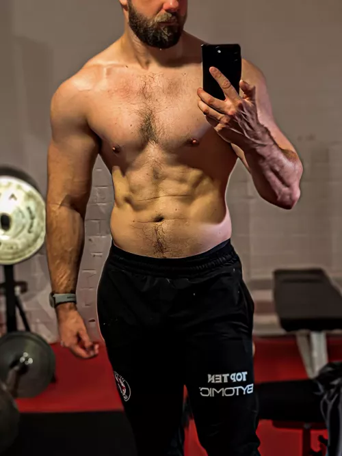 Halfway through the cut, how do I look?