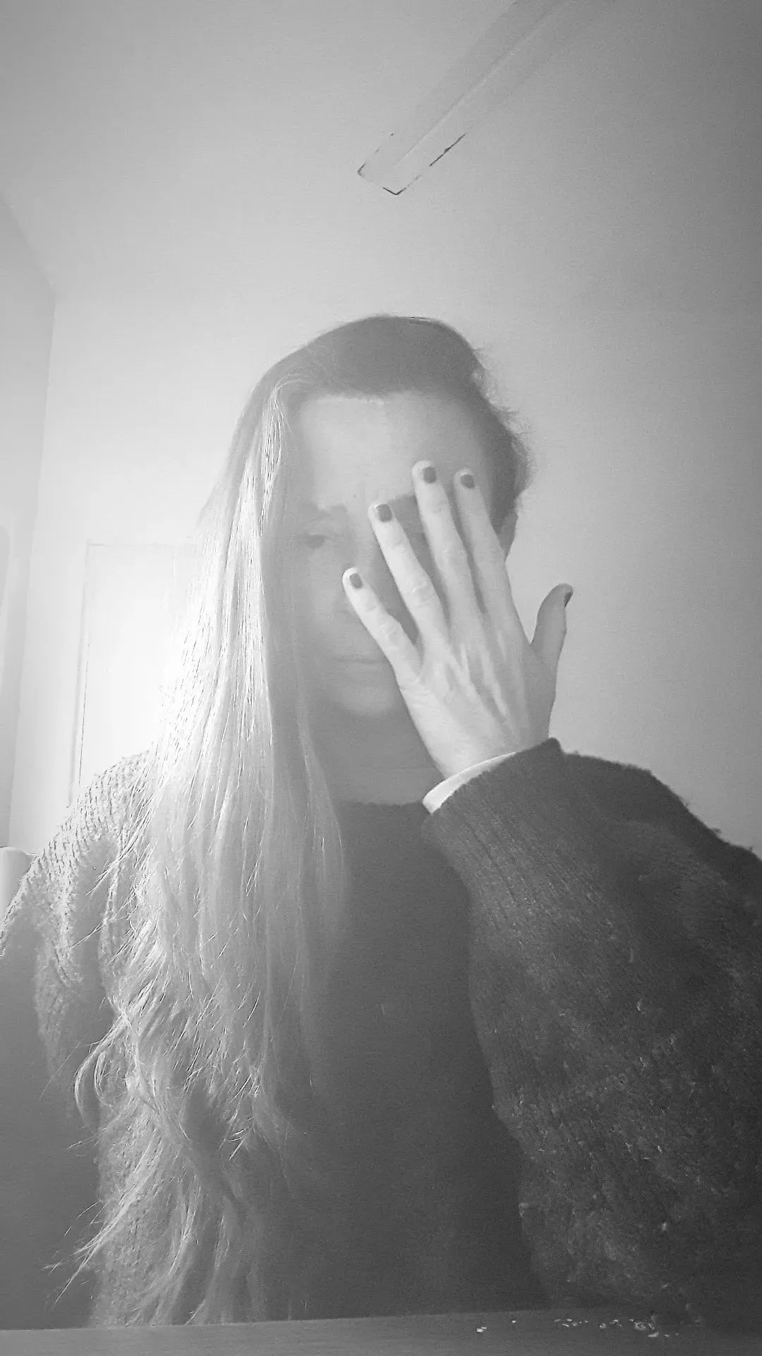 Hands that leal