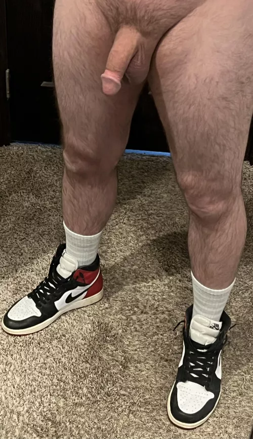 Hanging out in Jordan 1’s (40)