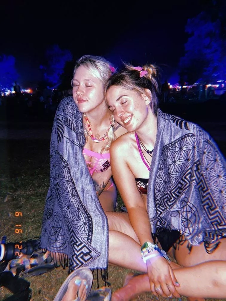Happy 😊