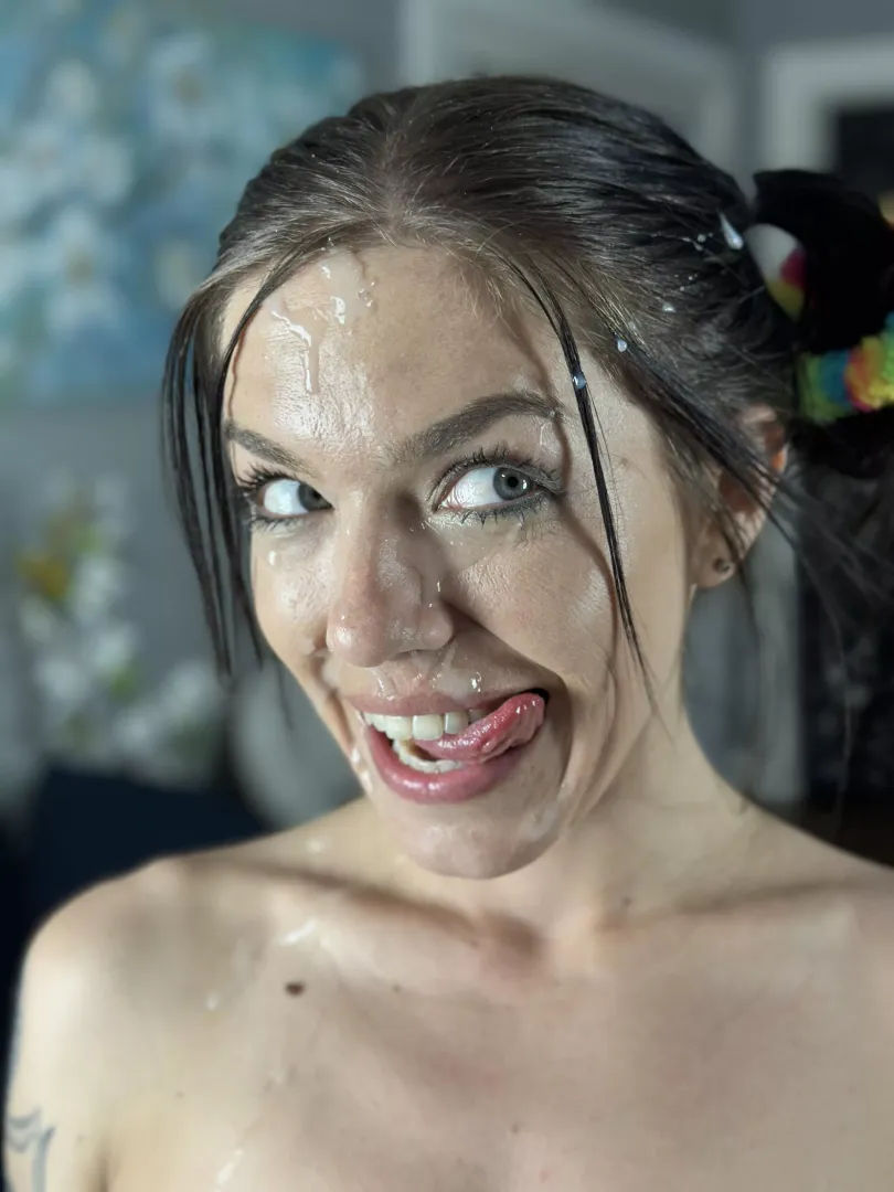 Happy cumslut