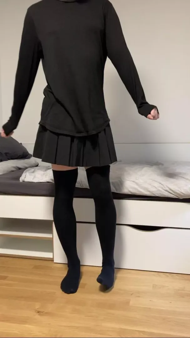 Happy Femboy Friday!