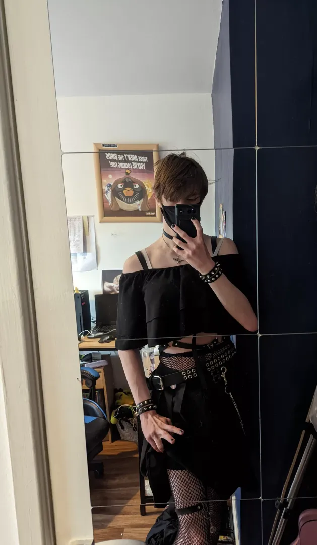 Happy femboy Friday all!!❤️❤️