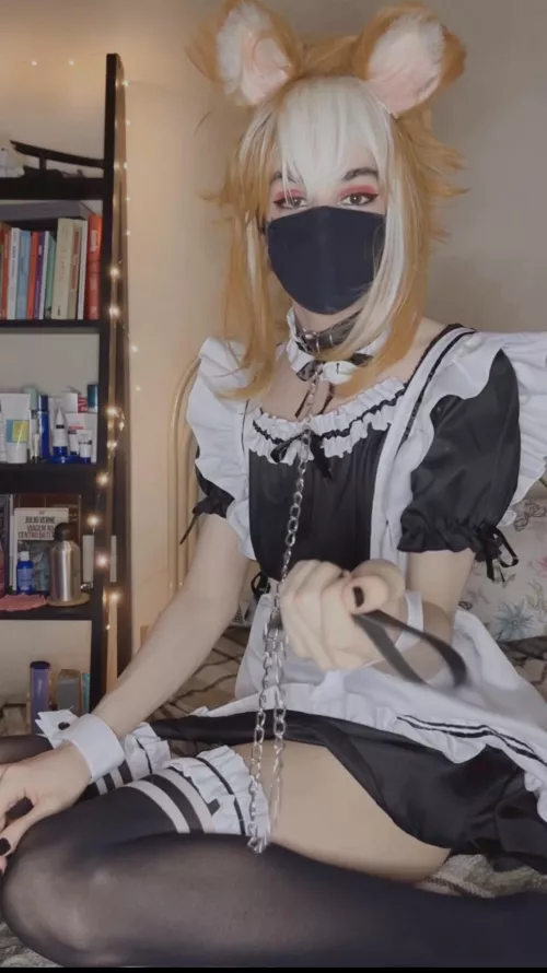 Happy femboy friday, I will be your maid for the day 🥺