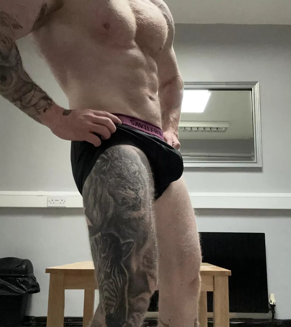 Happy Friday changing room bulge