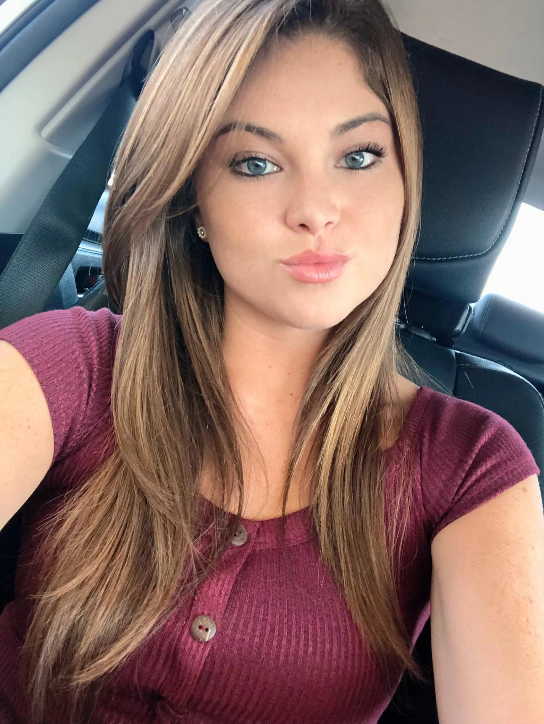 Happy Friday 💋 [f]