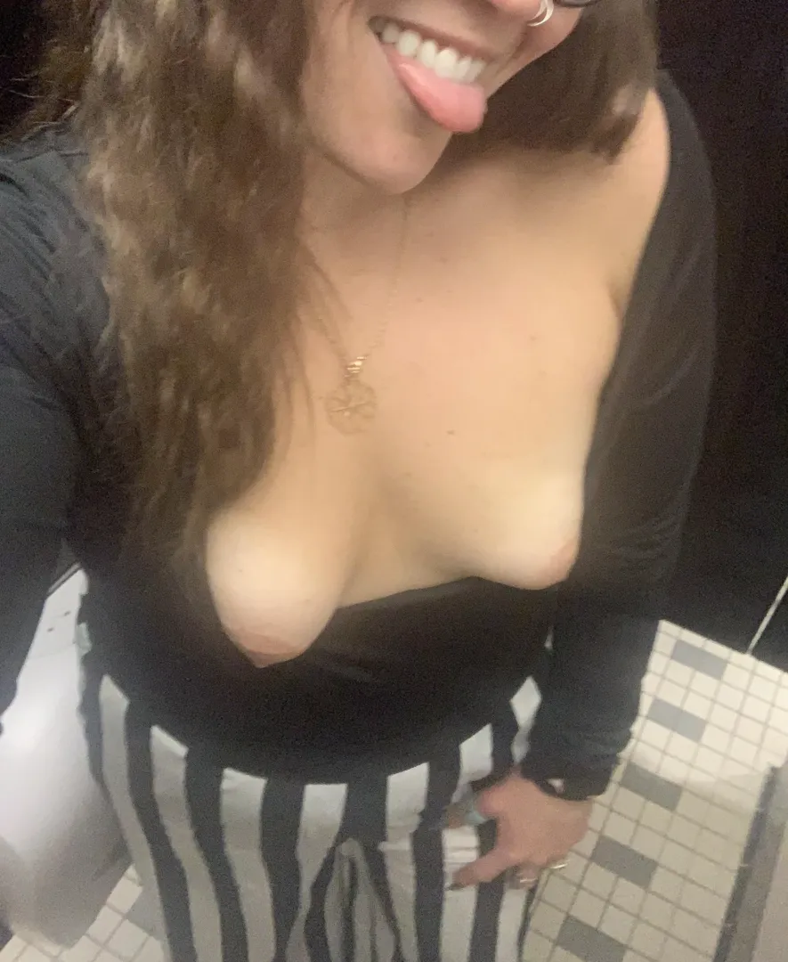 Happy Friday from your favorite office slut