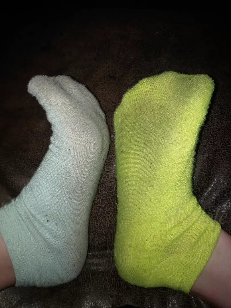 Happy Friday X Whose going to make my sweaty mismatched socks theirs?
