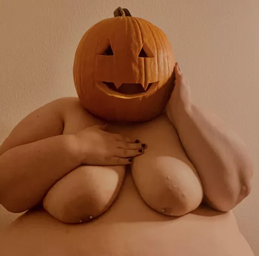Happy Hallows Eve!