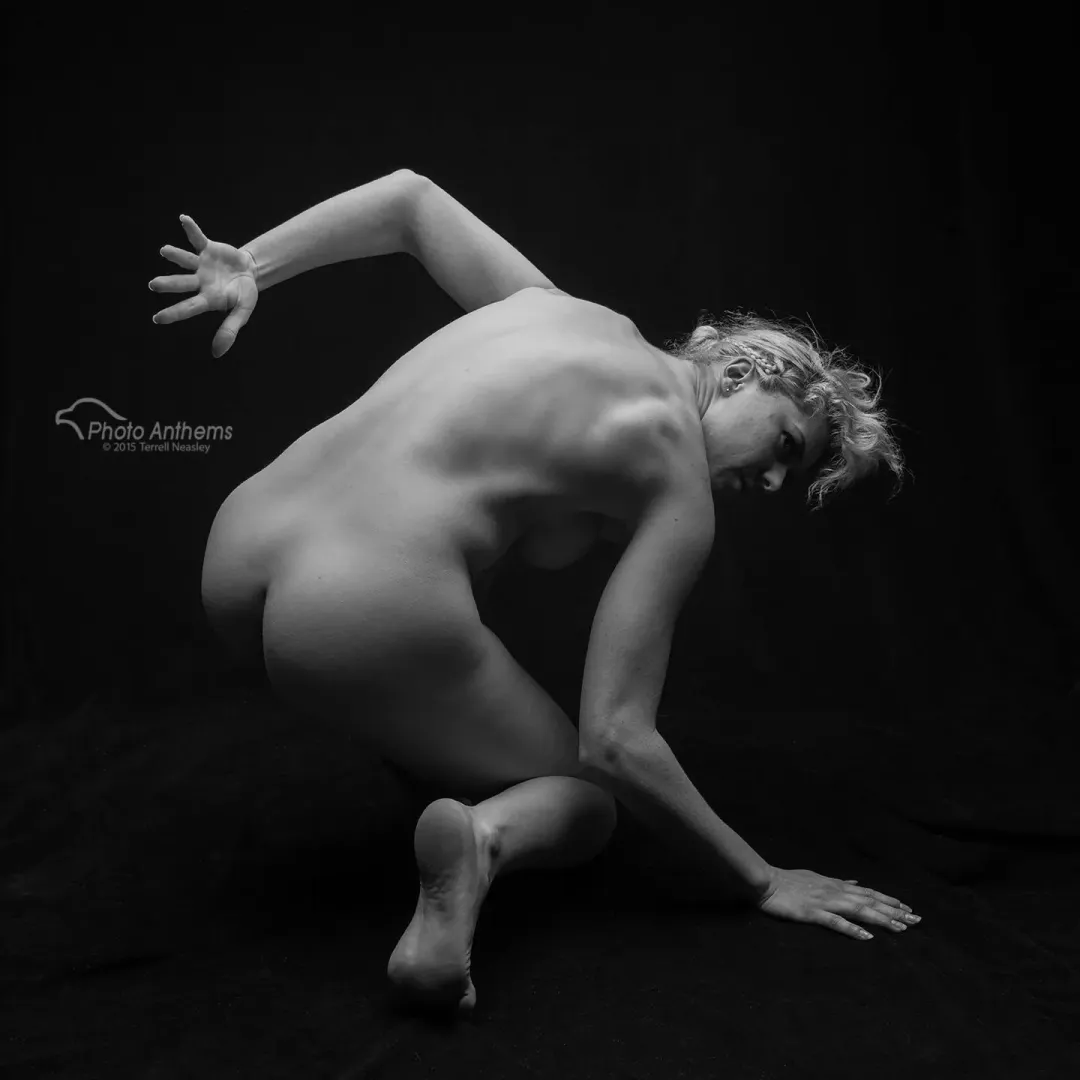happy hump day!!! what fun pose do you want to see??