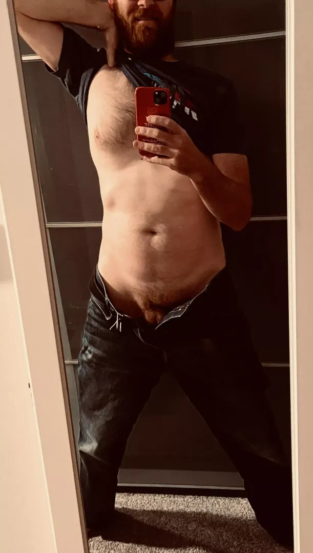 Happy Independence Day. When do the fireworks start?