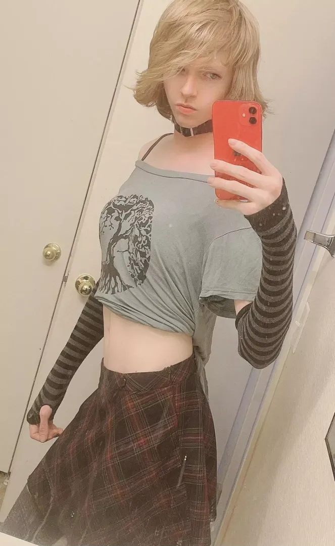 Happy Monday cuties! 💜