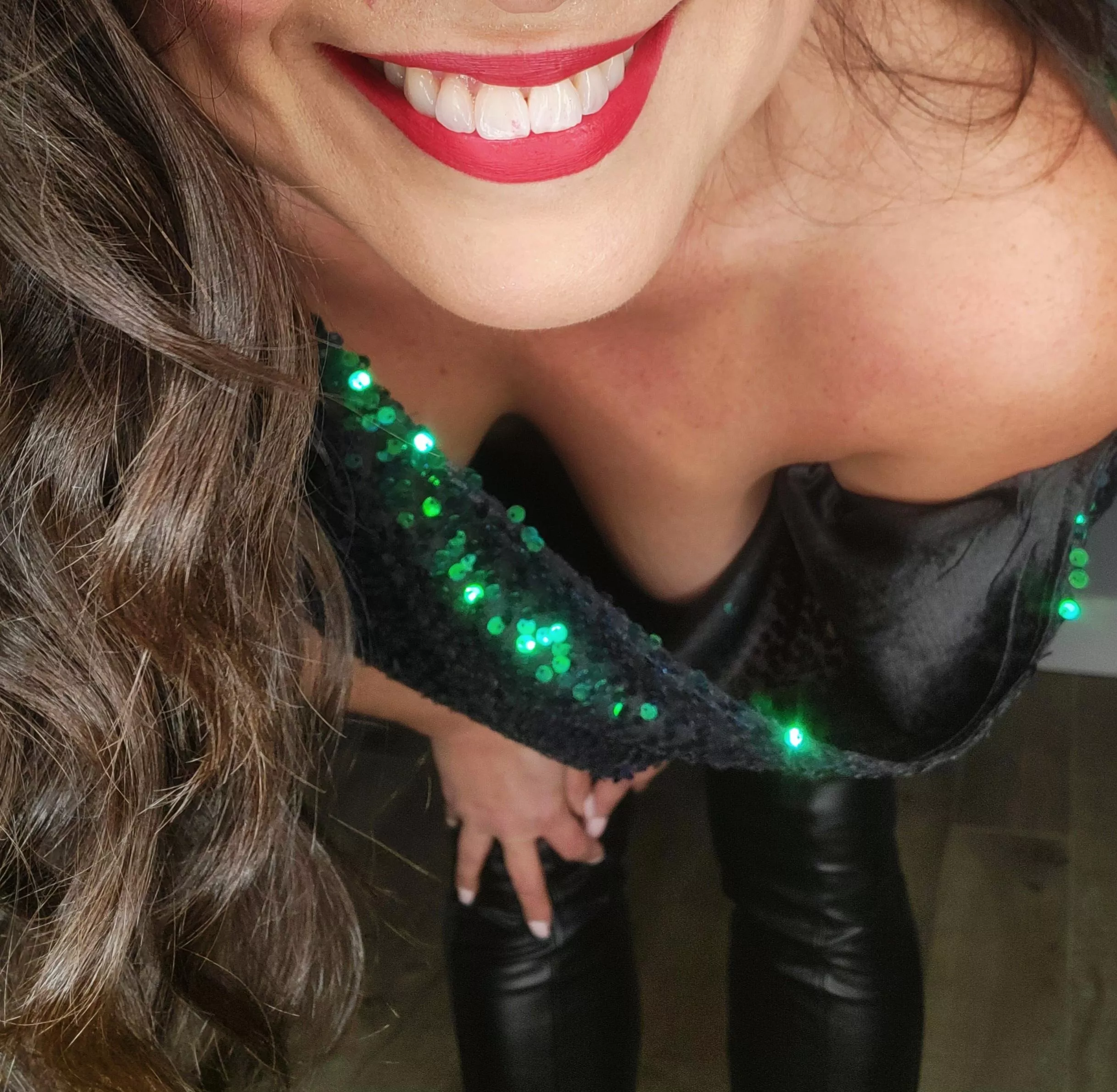 Happy New Year! Last down blouse of 2022!