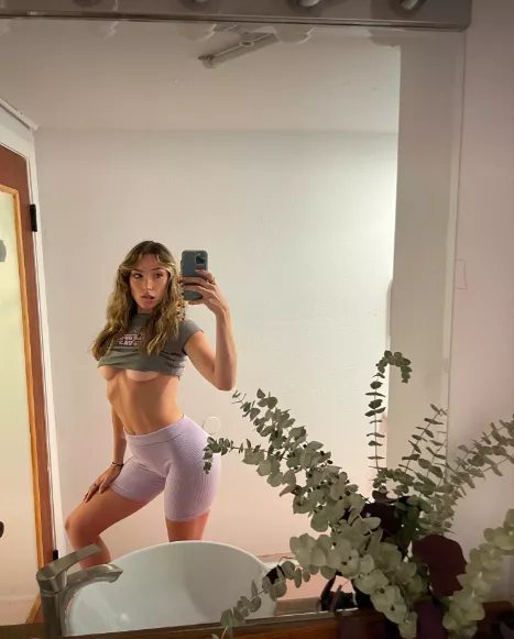 Happy Saturday night 🥵🥵