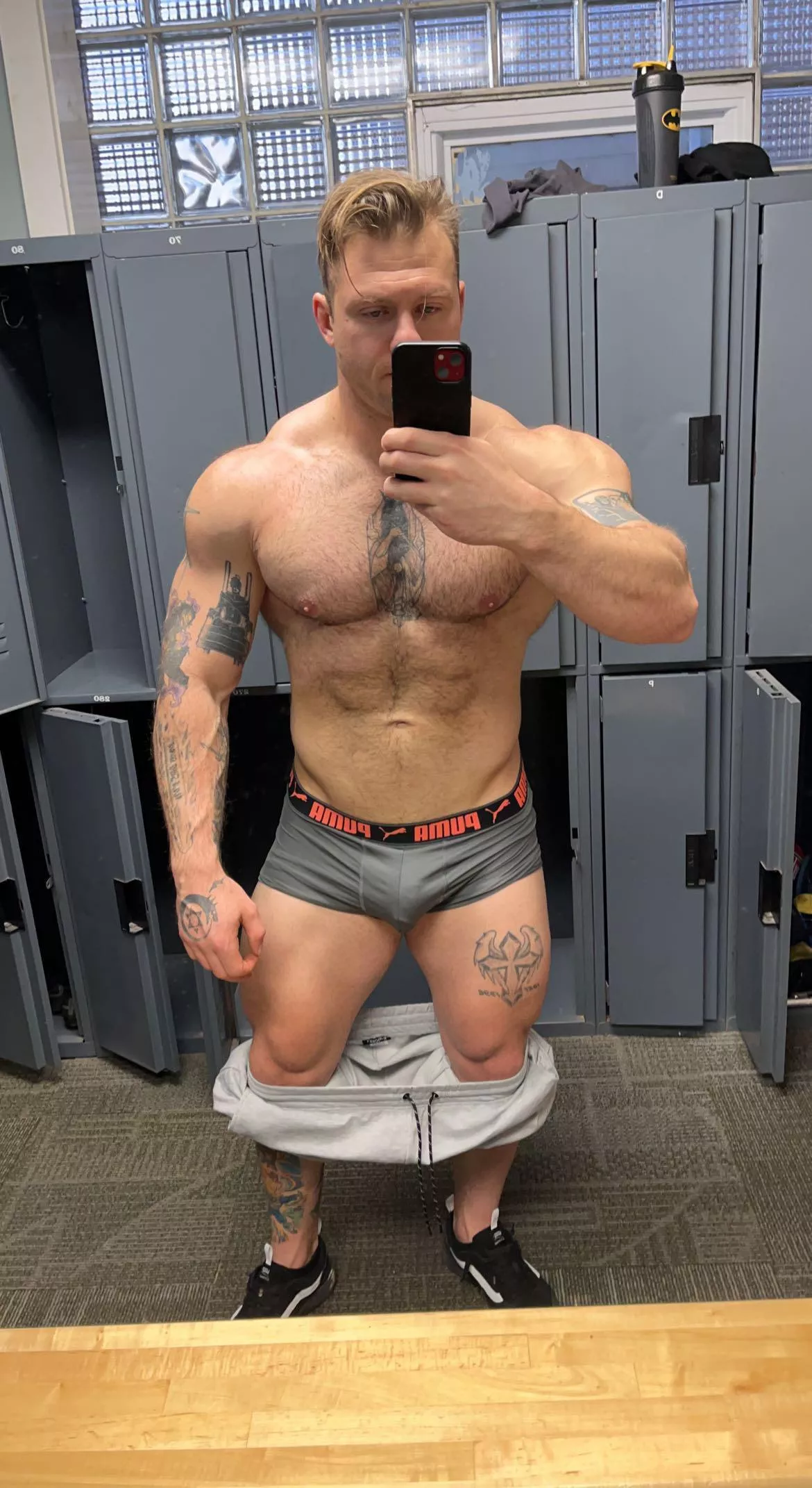 Happy Saturday!