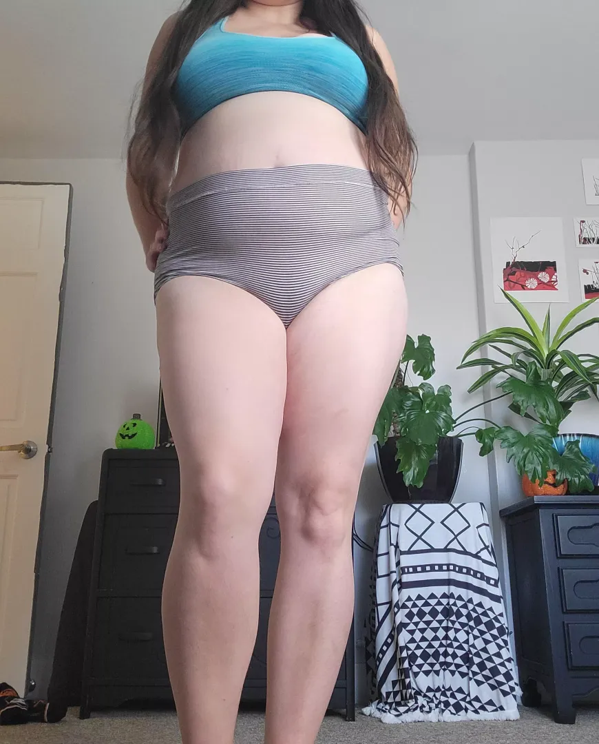 Happy Thicc Thighs Thursday 