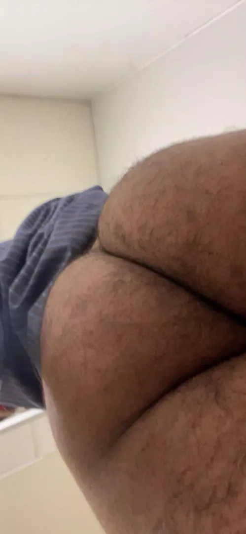 Happy Tuesday 🍑