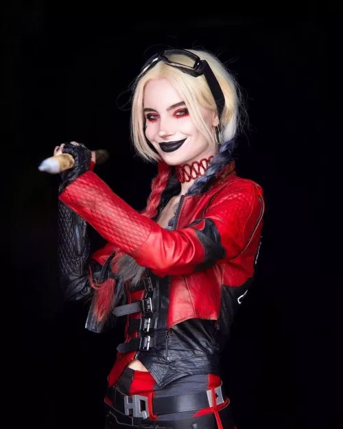 Harley Quinn by Marty Cipher