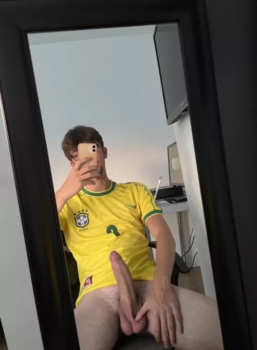 Have you ever been fucked by a soccer player with 8.5 inches? Or could I do the honours? ;)