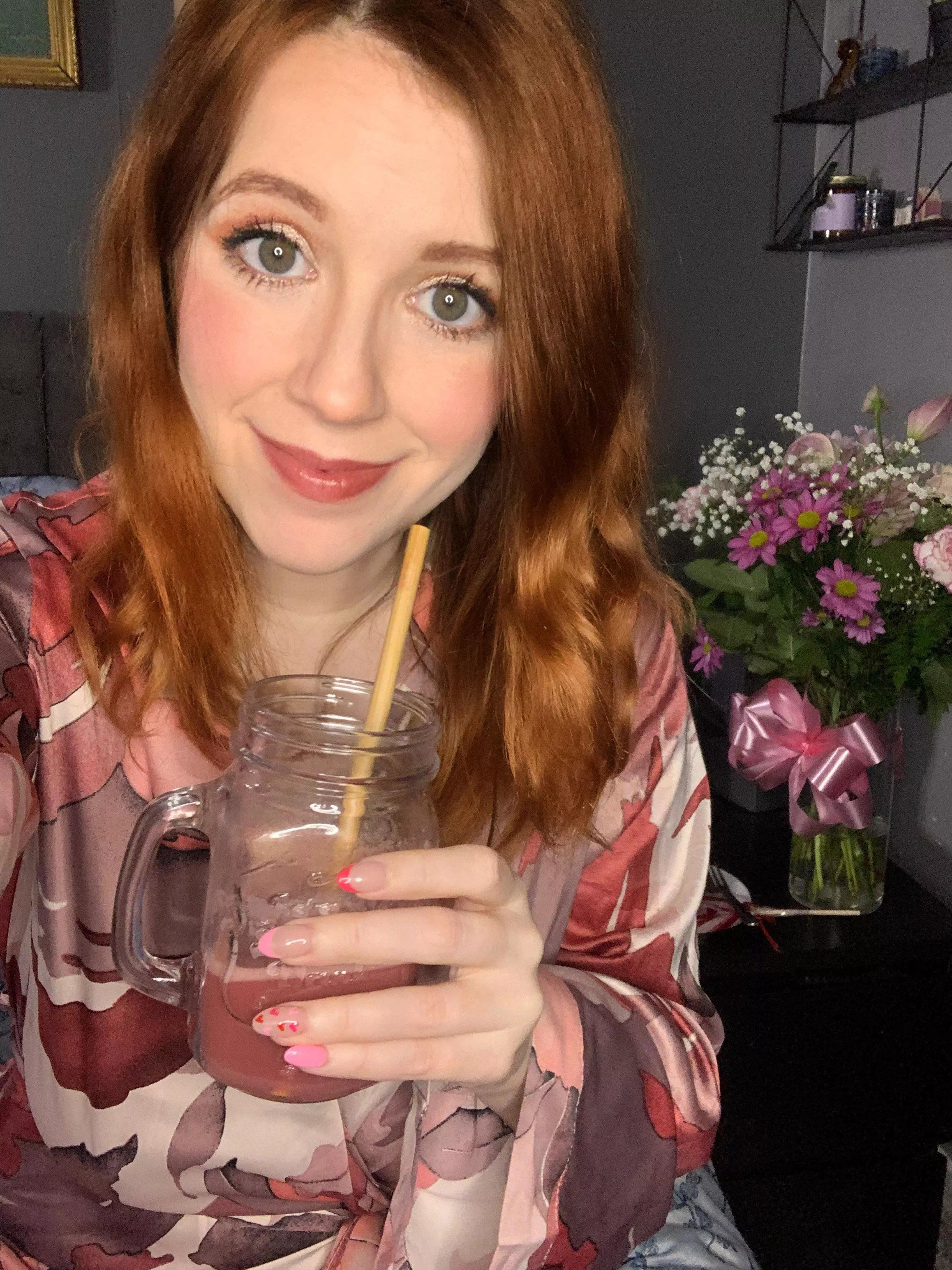 Having a self care night! Finally relaxing after a long week 💕 [F]