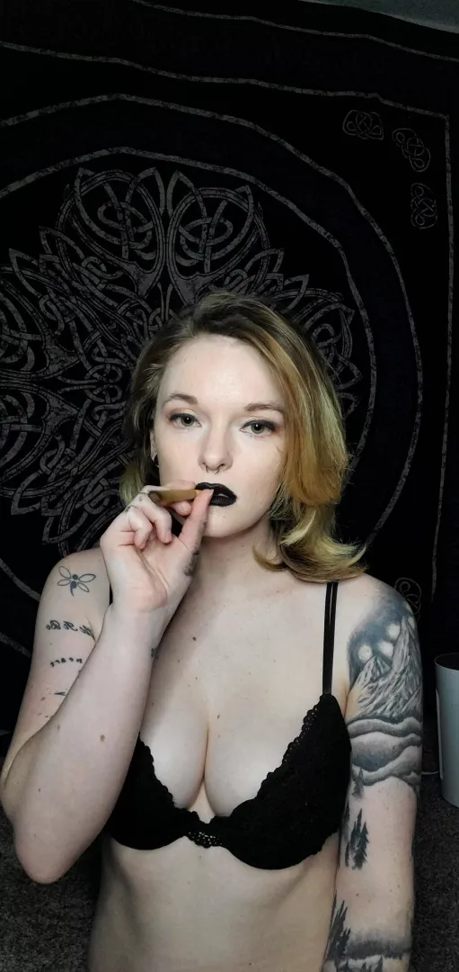 Having a smoke now, gonna fuck around later