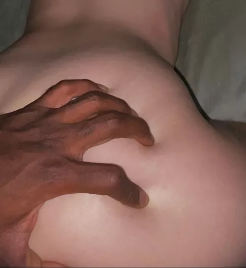 He said he was going out of town for Christmas and wanted some dick before he left.