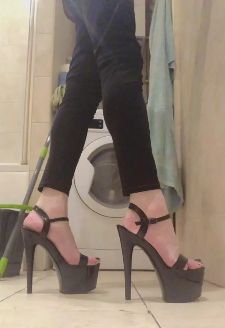 Heels with leggings