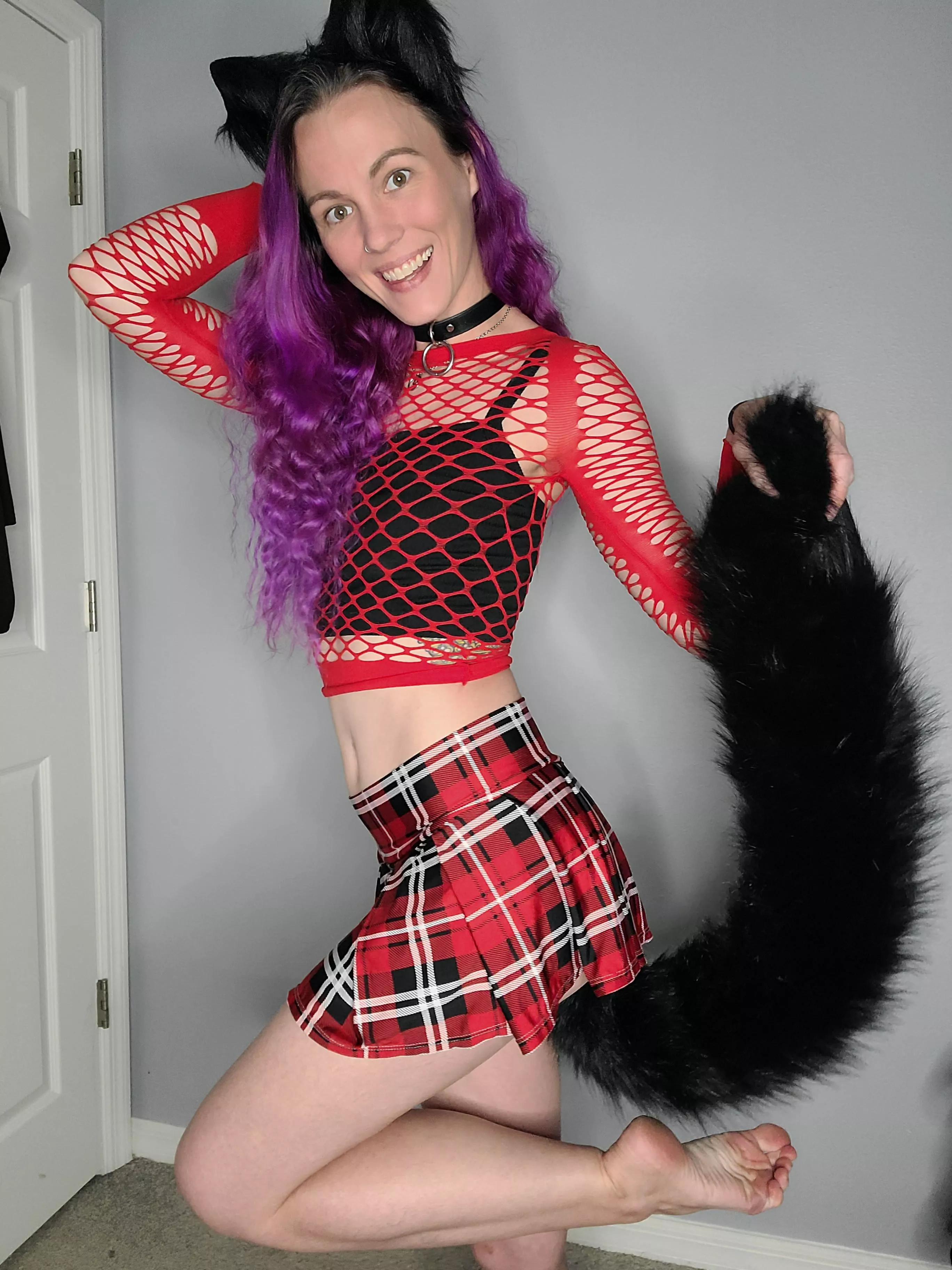 Hello [F]