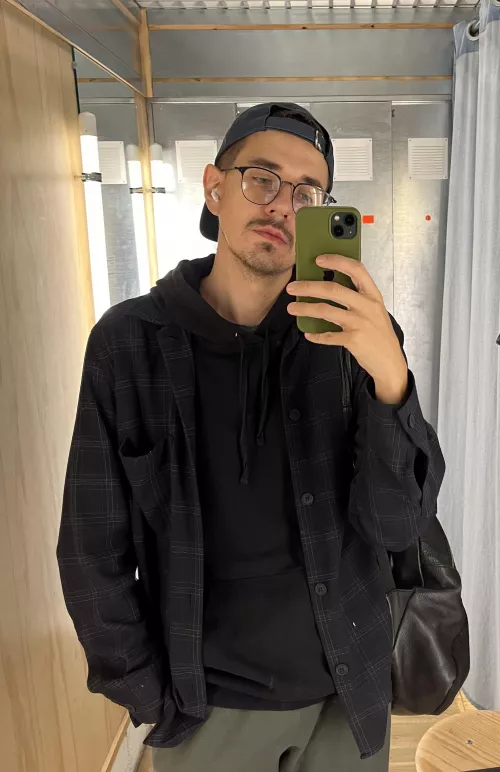 hello guys 🫶🏻