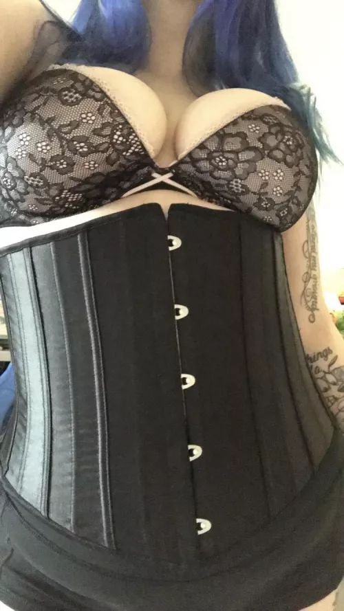 Hello lovelies 🖤✨