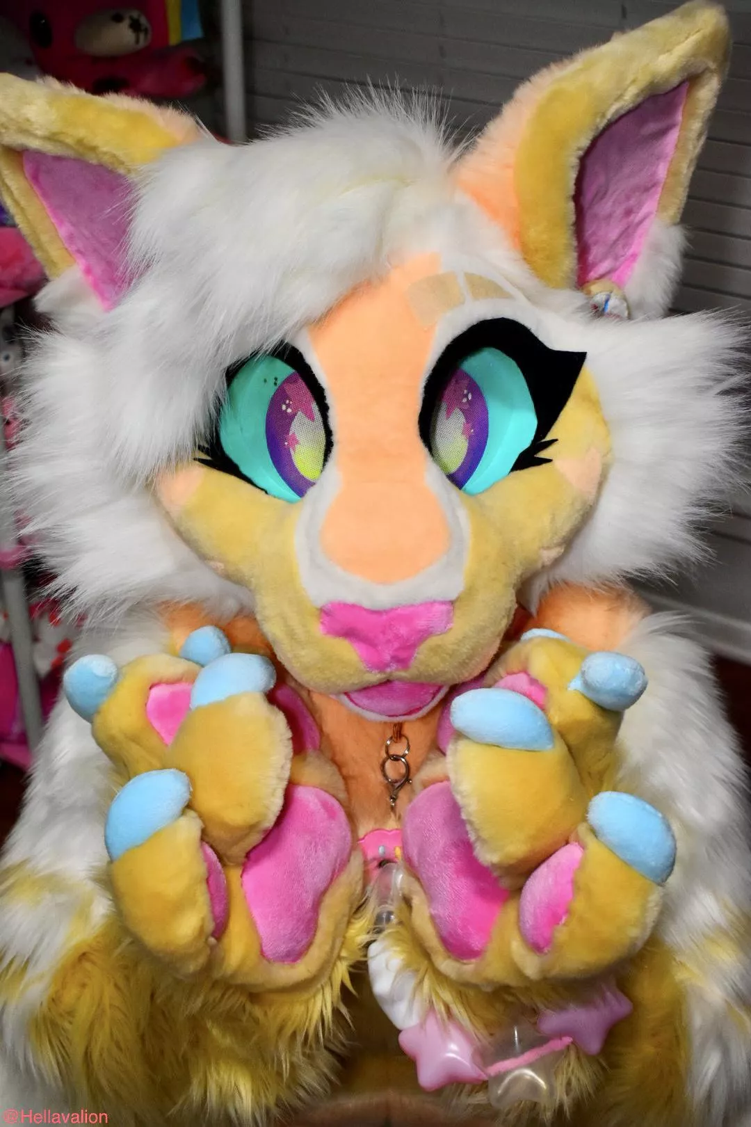 Hello There!! ♡ (Suit owned by me @Neapawlitan)