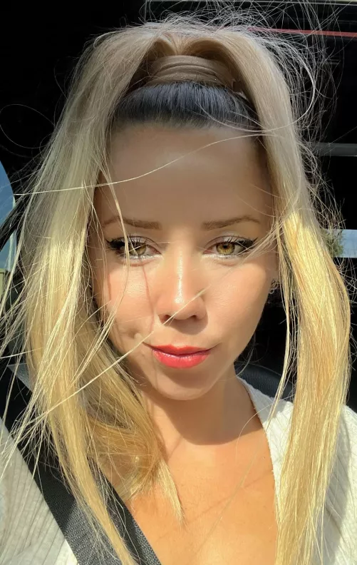Hello x