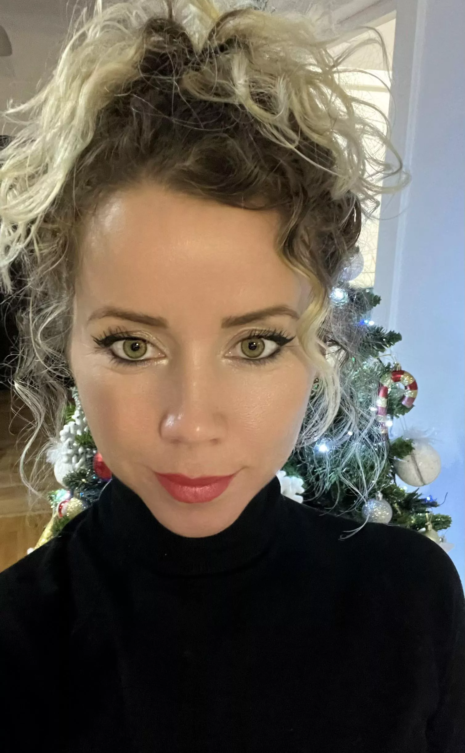 Hello x