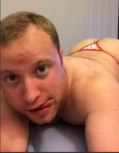 Help me tell the world that I’m a panty boy!