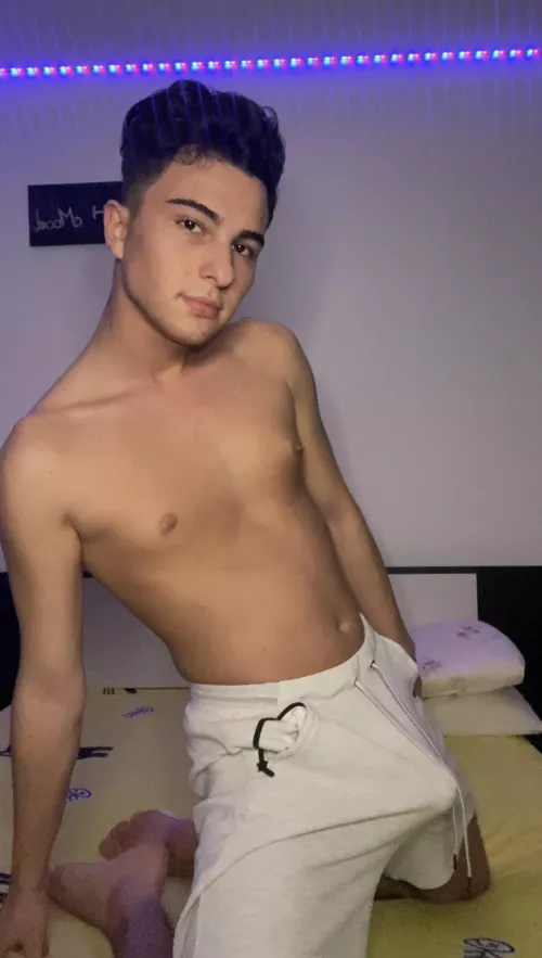 Help me to cum?