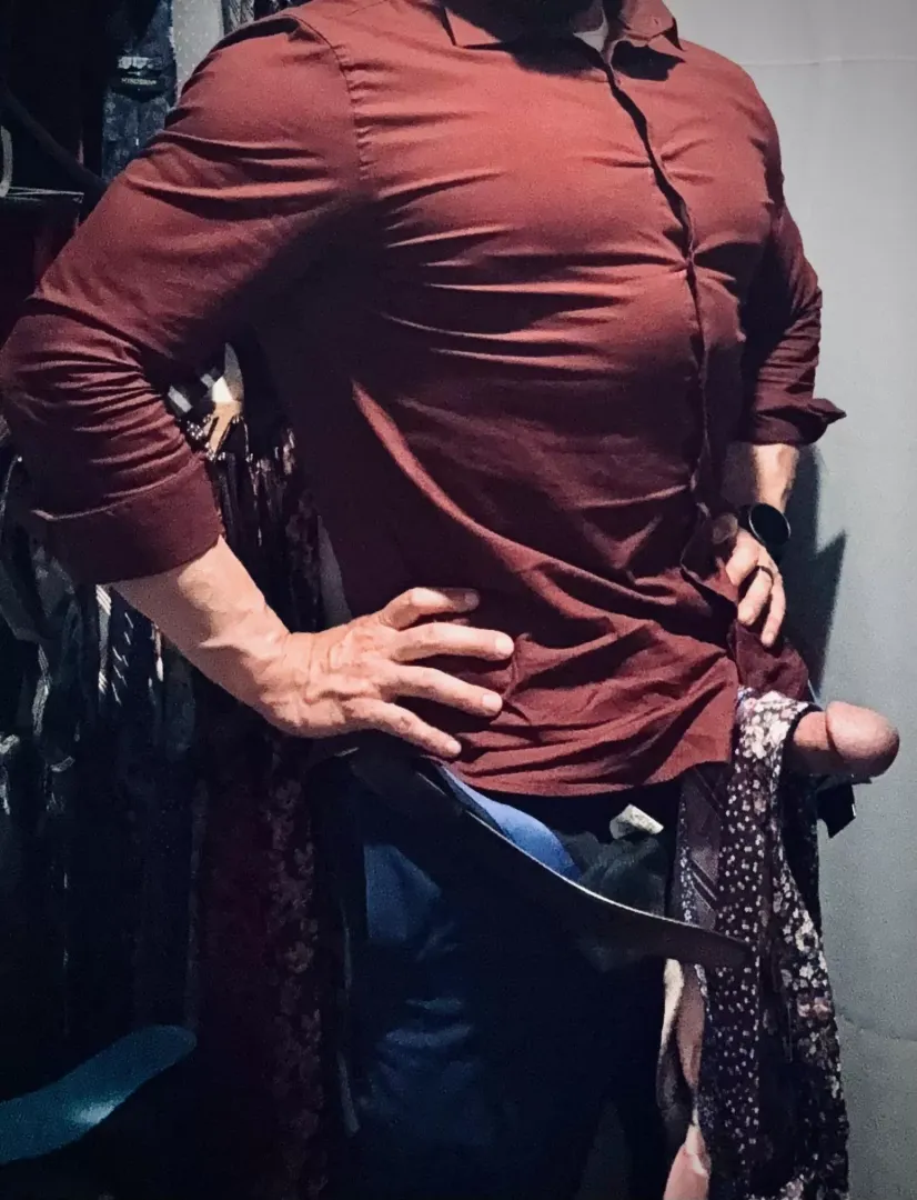 Help the boss pick out a tie