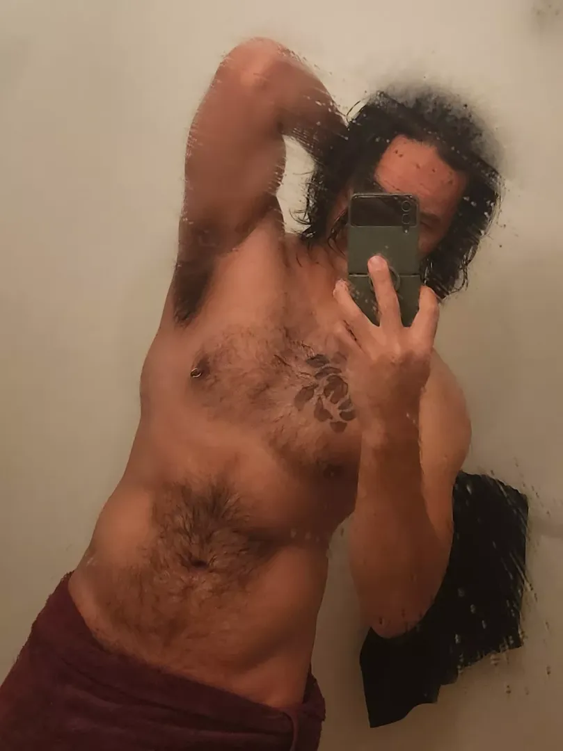 Here my armpit