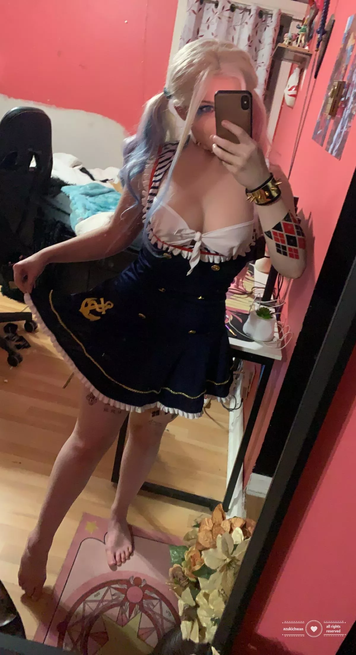 Here's my take as Pinup Harley Quinn! (Just sexy)
