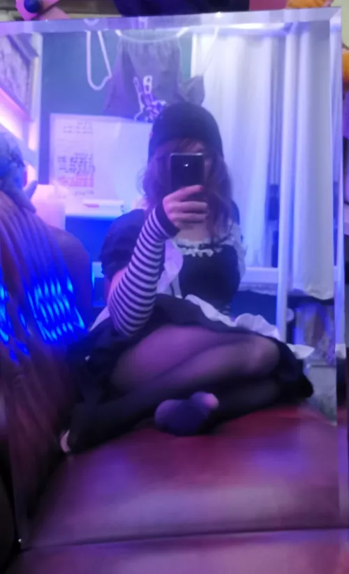 Hewwo again :3