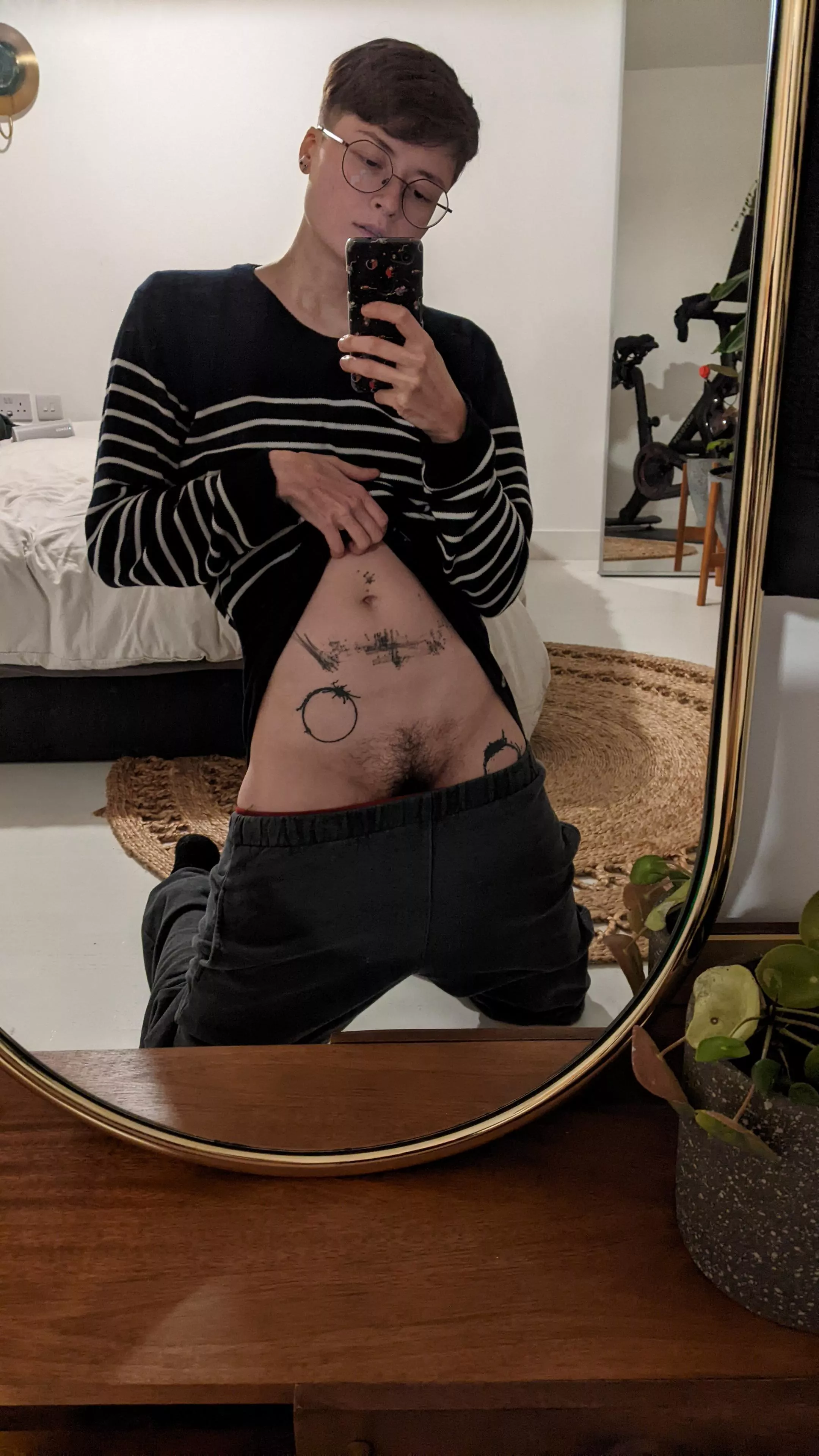 Hey 😏