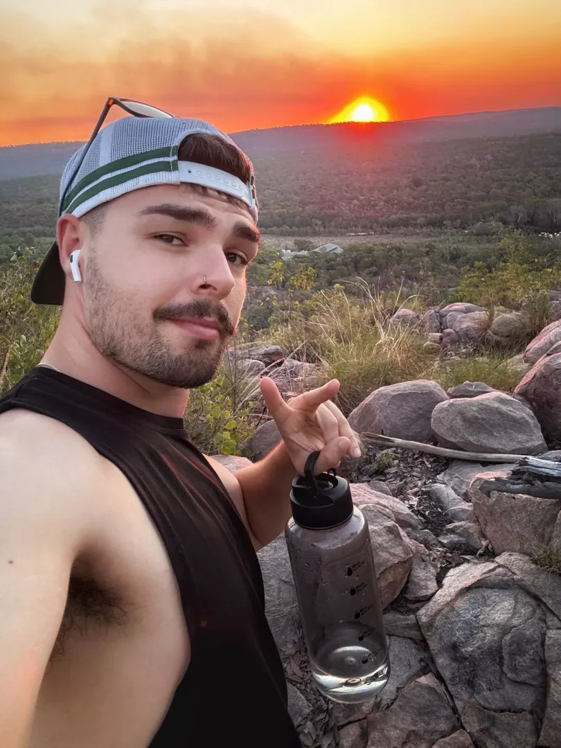 Hey ✌️