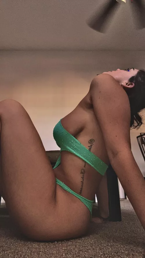 Hey alexa play my humps by the black eyed peas bc WOW