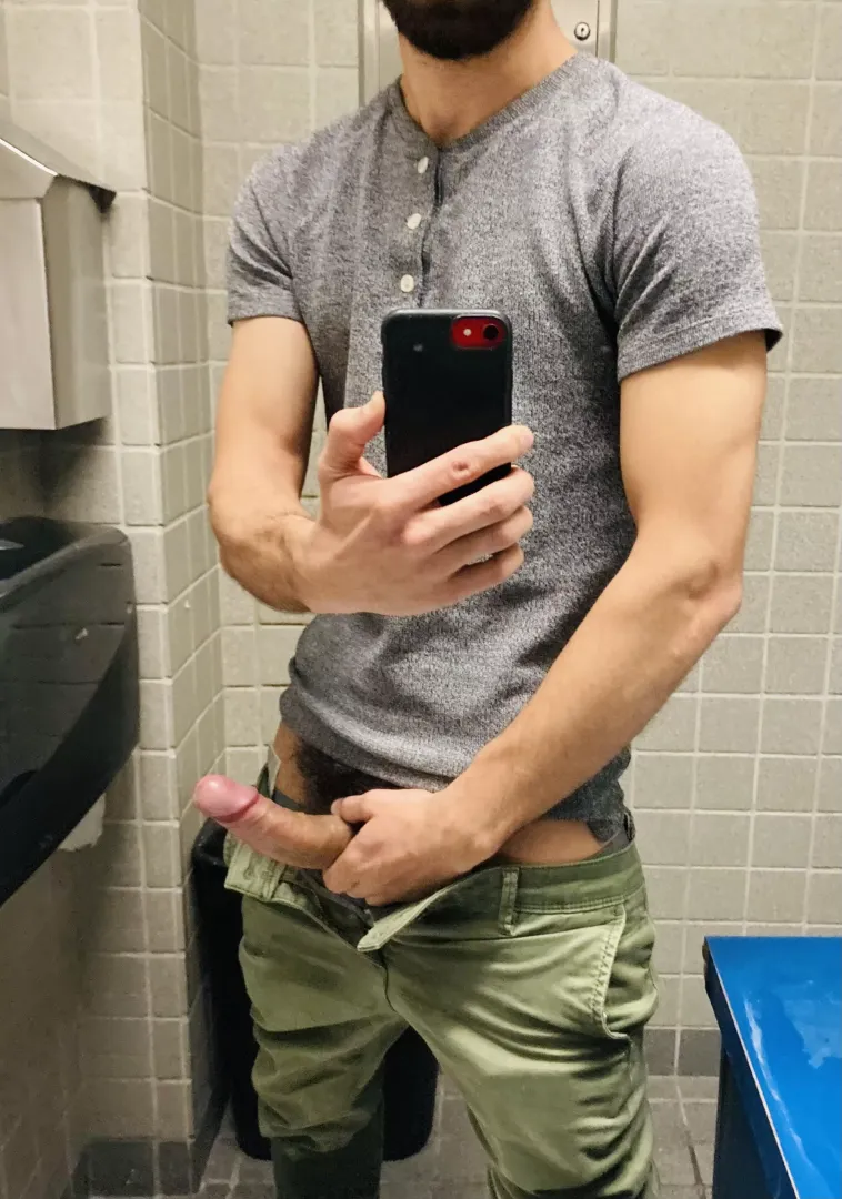 Hey bro, are you willing to risk it all and blow me in the work bathrooms? (20)