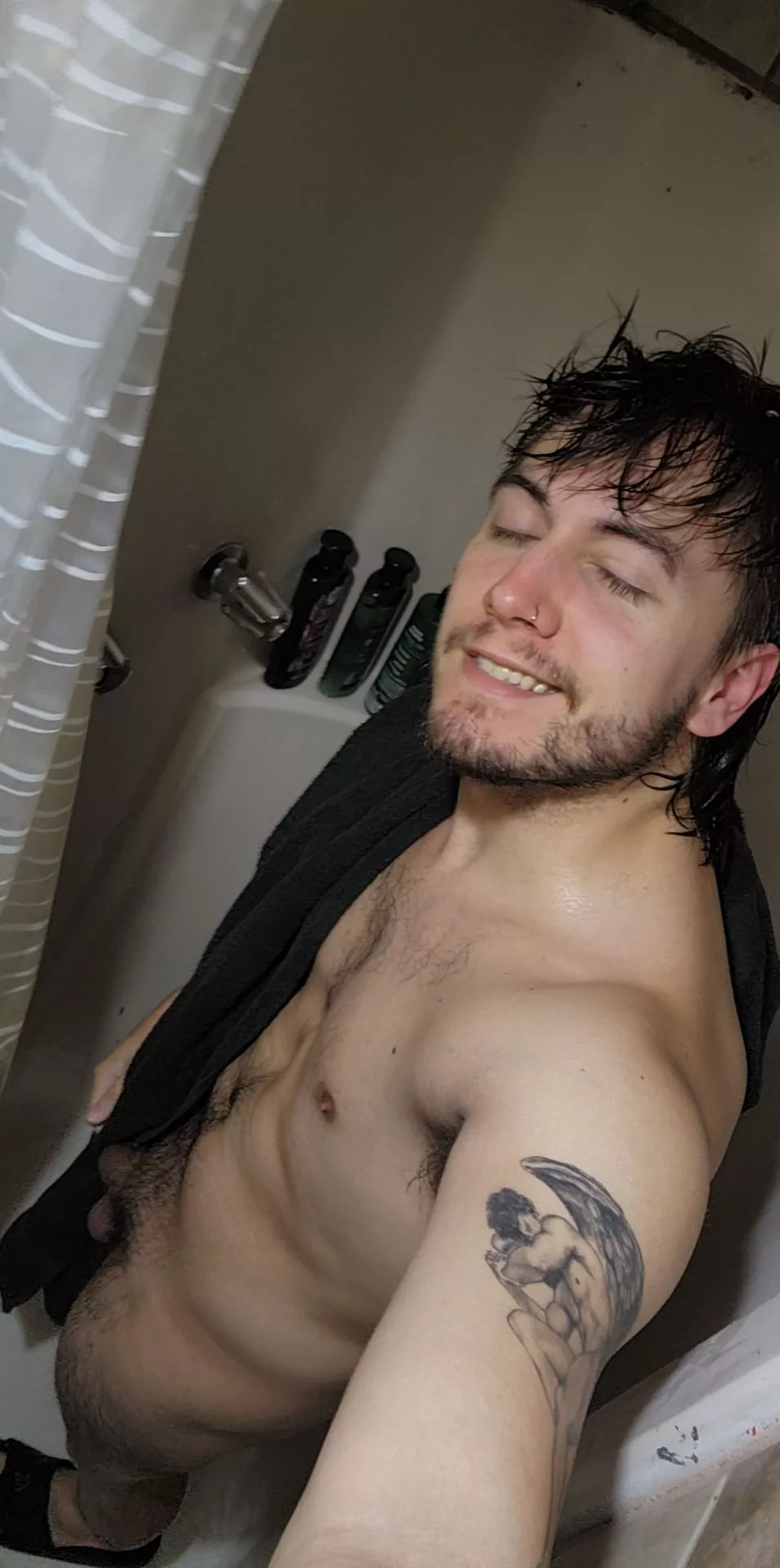 hey everyone ;)