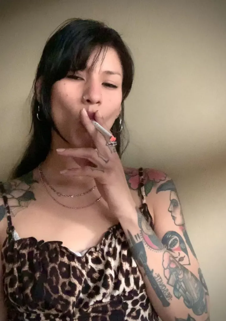 Hey im new here 🤭